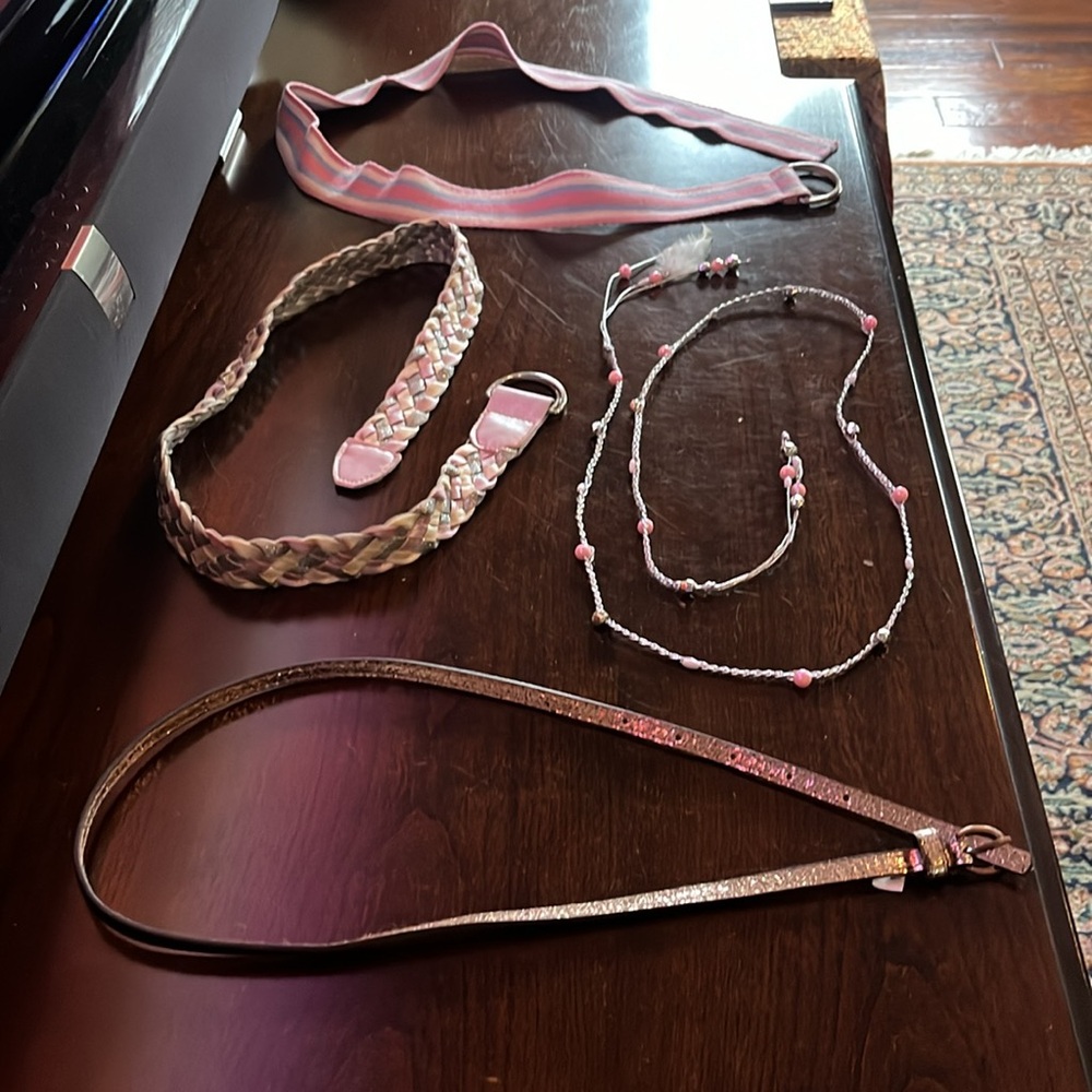 4 Adorable Girl’s Pink & Sparkly Fashion Belts.